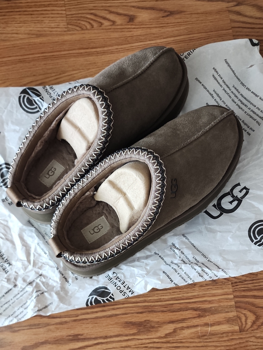 UGG Women Tazz Olive Taupe Suede Slip-Ons
